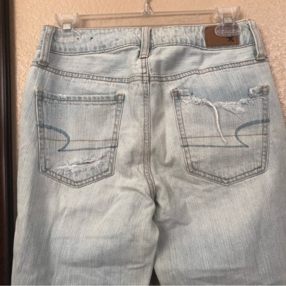 American Eagle TomGirl Super Distressed Light Blue Jeans Size 0 - Picture 7 of 12
